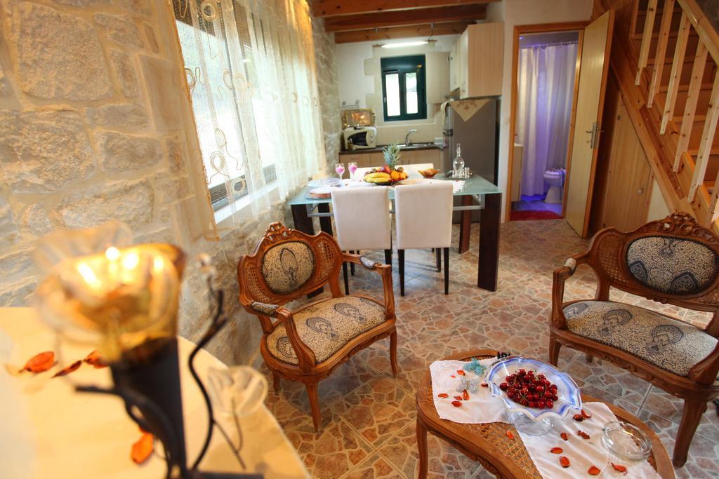 Villa Athina Aryiroúpolis Rom bilde